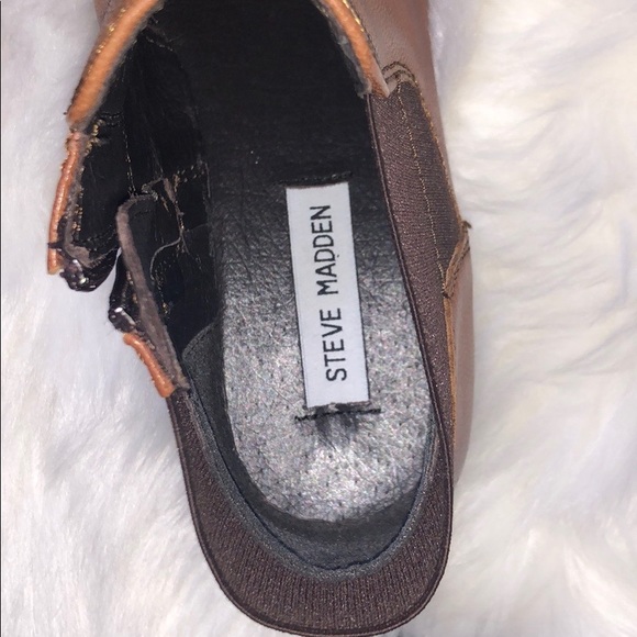 STEVE MADDEN BOOTIE - Picture 7 of 7